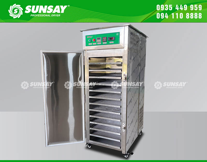 Máy sấy SUNSAY được chế tạo từ inox 304 POSCO nhập khẩu, hệ thống điện điều khiển từ các thương hiệu như Schneider, Omron hay Siemens